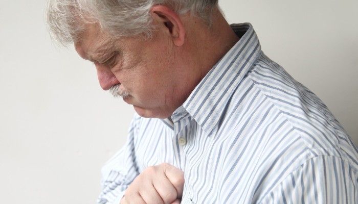 Во время резкой смены температур боли в груди усиливаются и невозможно дышать Во время резкой смены температур боли в груди усиливаются и невозможно дышать