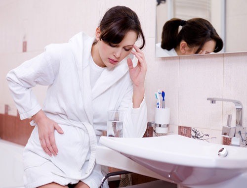 Что делать, когда болит желудок и сильно тошнит? Что делать, когда болит желудок и сильно тошнит?