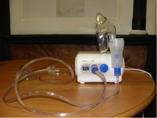 Лечение посредством небулайзера Лечение посредством небулайзера