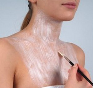 Отчего появляются бугорки на грудной клетке? Отчего появляются бугорки на грудной клетке?