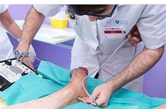 Трофические язвы на ногах в начальной стадии Трофические язвы на ногах в начальной стадии