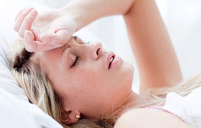 Причины, по которым давит на уши Причины, по которым давит на уши