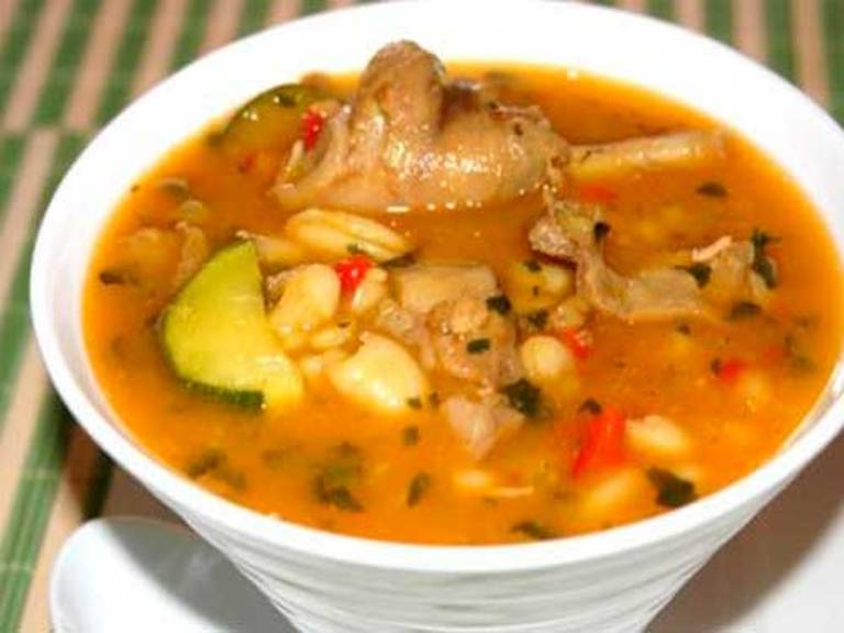 Суп с кроликом и рисом Суп с рисом и кроликом