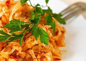 Тушеная капуста